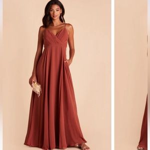 Birdy Grey Bridesmaid dress
Size - Medium
Color - Spice
Style - Kaia Dress